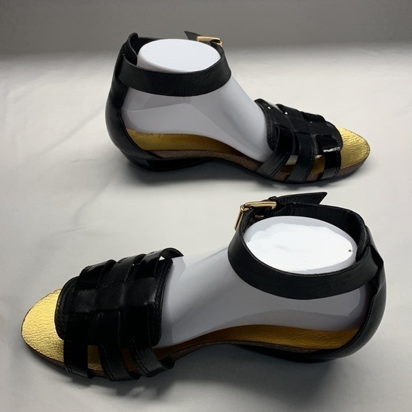 Vince Camuto Lora Leather Ankle Strap Sculpted Heel Sandals Size 10 Black - Picture 4 of 14